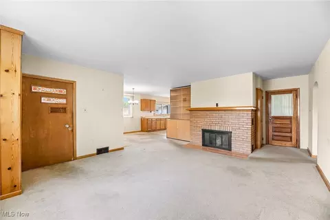 461 Boyd Ave, Akron, OH 44305 photo 3