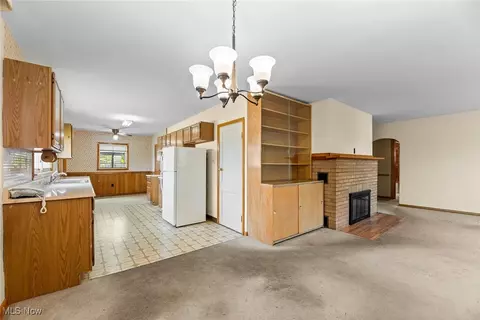 461 Boyd Ave, Akron, OH 44305 photo 9