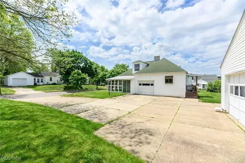 461 Boyd Ave, Akron, OH 44305 photo 35