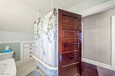 Bath - 2226 W 13th St, Ashtabula, OH 44004 photo 2 of 2