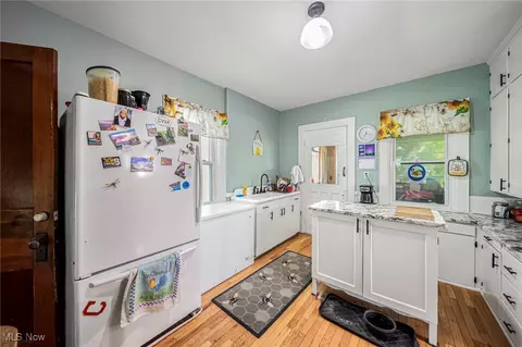 Kitchen - 2226 W 13th St, Ashtabula, OH 44004 photo 2 of 2