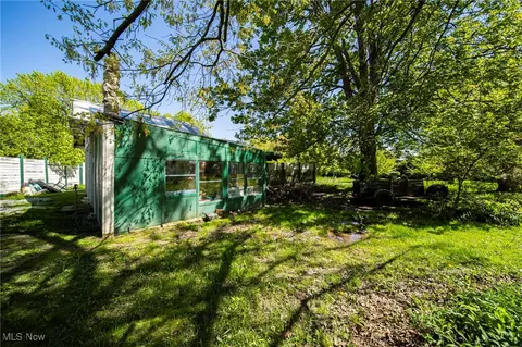 Exterior - 2226 W 13th St, Ashtabula, OH 44004 photo 10 of 13
