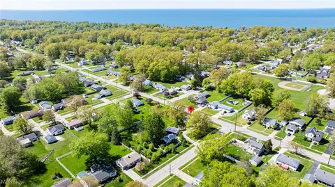 View/Area - 2226 W 13th St, Ashtabula, OH 44004 photo 9 of 11