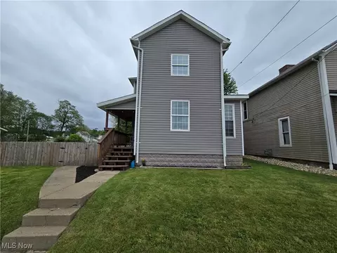 52 S Shawnee Ave, South Zanesville, OH 43701