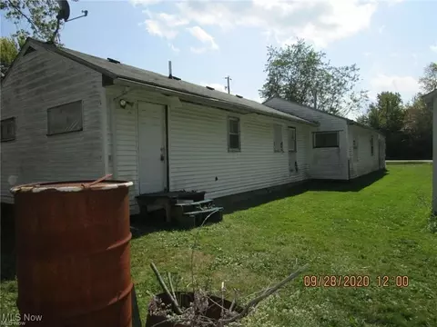 2817 Cemetery Rd, Ashtabula, OH 44004 photo 4