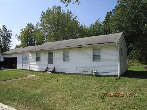 2817 Cemetery Rd, Ashtabula, OH 44004 photo 2