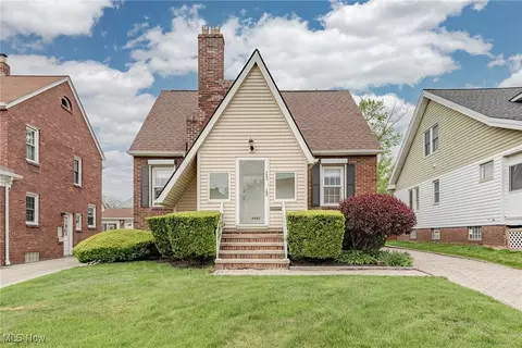 3493 W 146th St, Cleveland, OH 44111