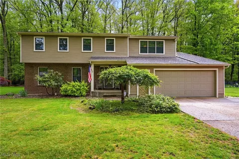 7741 Silver Fox Dr, Boardman, OH 44512