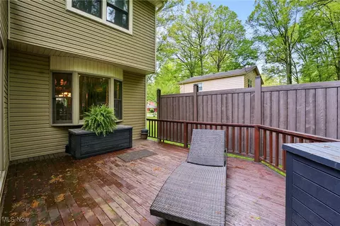 Exterior - 7741 Silver Fox Dr, Boardman, OH 44512 photo 3 of 9