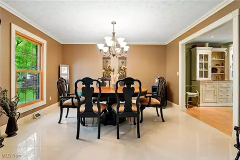 Dining - 7741 Silver Fox Dr, Boardman, OH 44512 photo 2 of 6