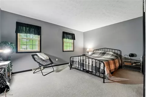 Bedroom - 7741 Silver Fox Dr, Boardman, OH 44512 photo 3 of 5