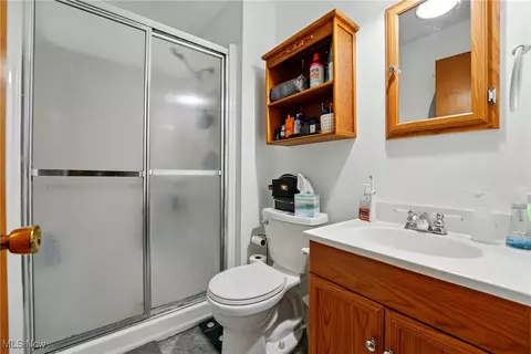 Bath - 7741 Silver Fox Dr, Boardman, OH 44512 photo 5 of 5