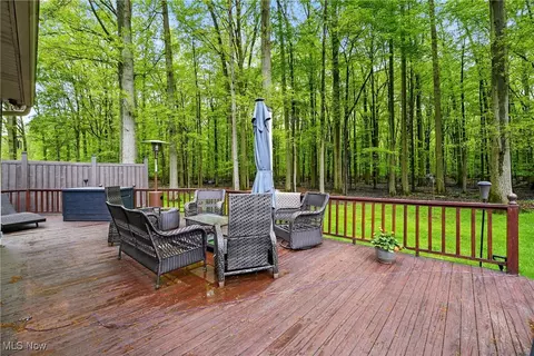 Exterior - 7741 Silver Fox Dr, Boardman, OH 44512 photo 4 of 9