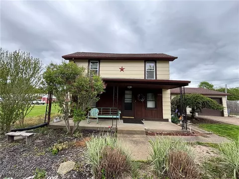 5991 State Route 212 NE, Somerdale, OH 44678