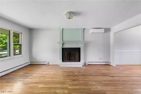 202 Maple Ave, Chardon, OH 44024 photo 10