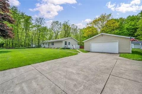 7662 State Rd, Wadsworth, OH 44281 photo 3