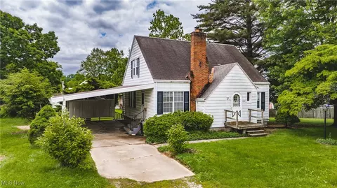 2200 7th Ave, Parkersburg, WV 26101