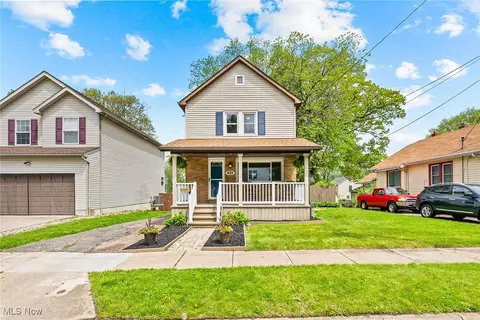 431 Keenan Ave, Cuyahoga Falls, OH 44221