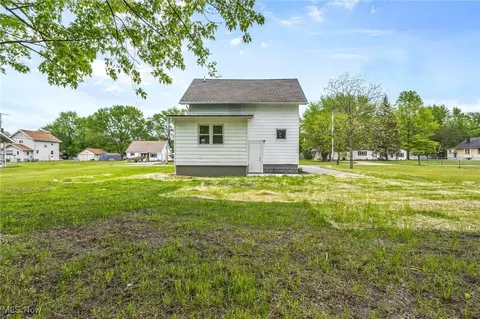 5325 Jefferson Ave, Ashtabula, OH 44004 photo 25