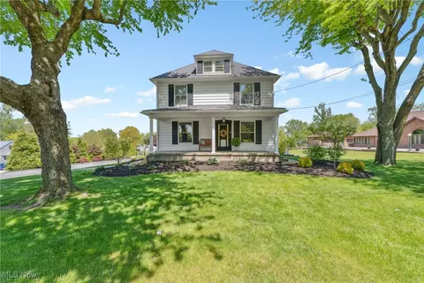 3387 Mount Pleasant St NW, North Canton, OH 44720