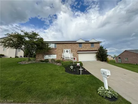 262 Harmony Dr, Wintersville, OH 43953
