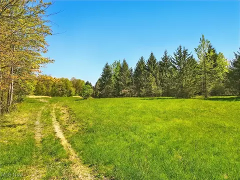 965 Brockway Rd, Rome, OH 44085