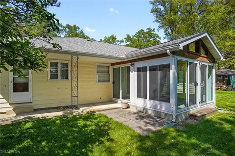225 Miami Ave, Elyria, OH 44035 photo 36
