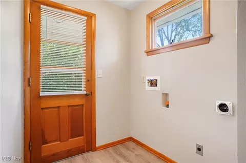 225 Miami Ave, Elyria, OH 44035 photo 24