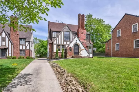 17617 Lomond Blvd, Shaker Heights, OH 44120