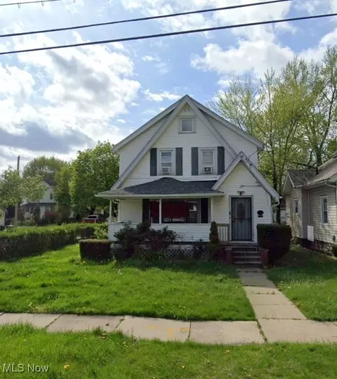 1052 Berwin St, Akron, OH 44310