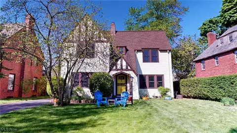 3112 Ludlow Rd, Shaker Heights, OH 44120