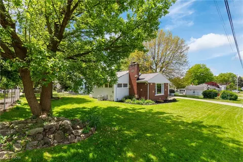 2202 Cramer Ave, Akron, OH 44312 photo 30