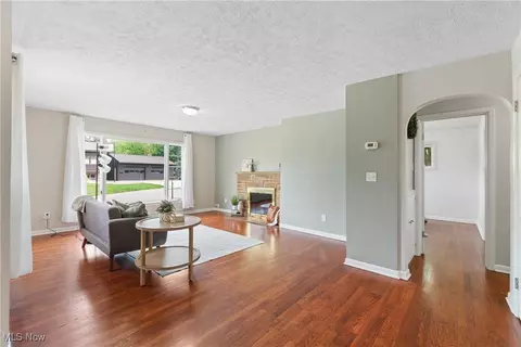 2202 Cramer Ave, Akron, OH 44312 photo 7