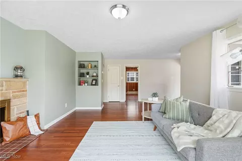 2202 Cramer Ave, Akron, OH 44312 photo 10