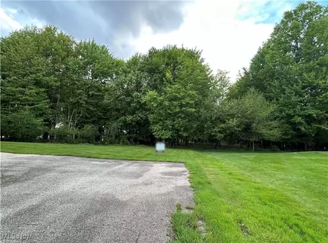 Wordsworth Court, Richmond Heights, OH 44143