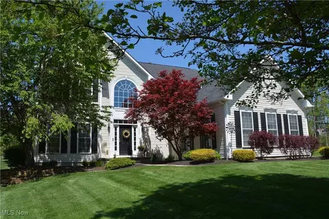 10800 Silver Tree Trl, North Royalton, OH 44133
