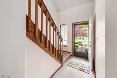 Entry Way - 4568 Avondale Blvd NW, Canton, OH 44708 photo 1 of 3
