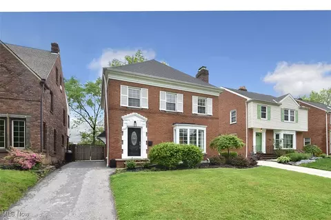 17917 Scottsdale Blvd, Shaker Heights, OH 44122