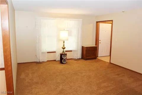 Living - 8232 Maramont Dr #B, Boardman, OH 44512 photo 1 of 4