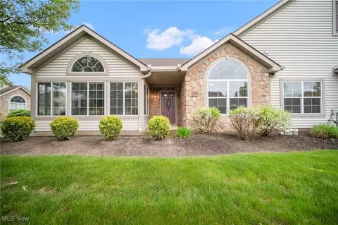 5210 Redford Dr, Brunswick, OH 44212
