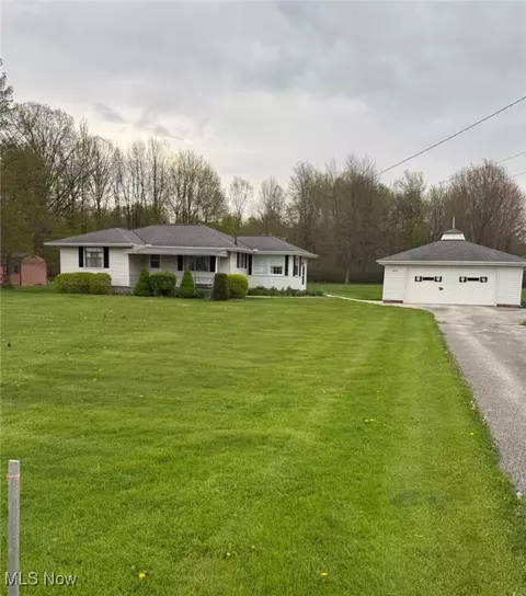 6675 Liberty Rd, Solon, OH 44139