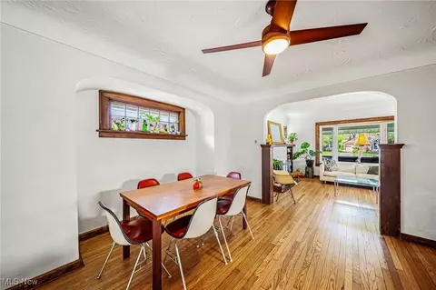 Dining - 261 E 214th St, Euclid, OH 44123 photo 2 of 2