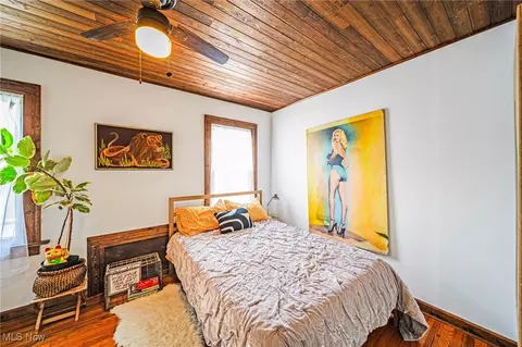 Bedroom - 261 E 214th St, Euclid, OH 44123 photo 1 of 4