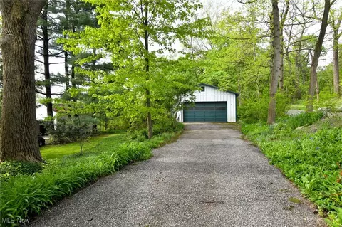 Exterior - 228 S Hambden St, Chardon, OH 44024 photo 7 of 10