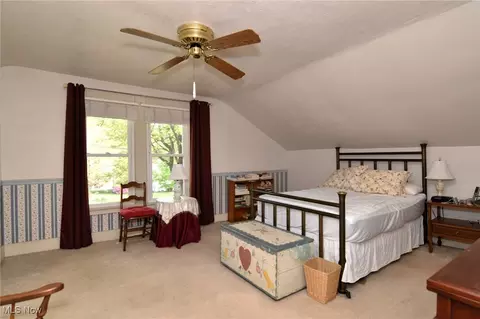 Bedroom - 228 S Hambden St, Chardon, OH 44024 photo 1 of 6