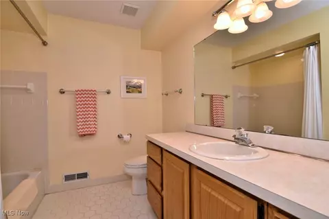 Bath - 34700 Ada Dr, Solon, OH 44139 photo 5 of 5