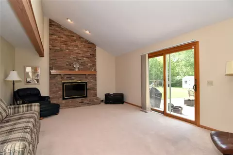 Living - 34700 Ada Dr, Solon, OH 44139 photo 5 of 6