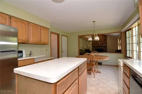 Kitchen - 34700 Ada Dr, Solon, OH 44139 photo 2 of 4