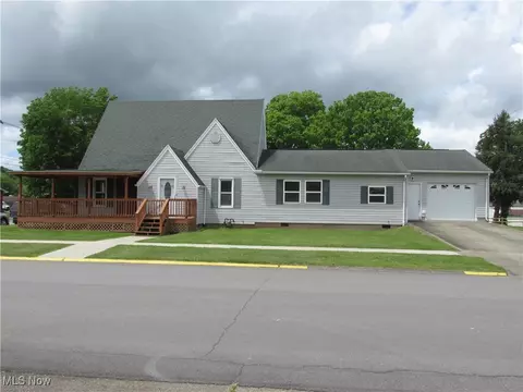 211 Clark St, Belmont, WV 26134