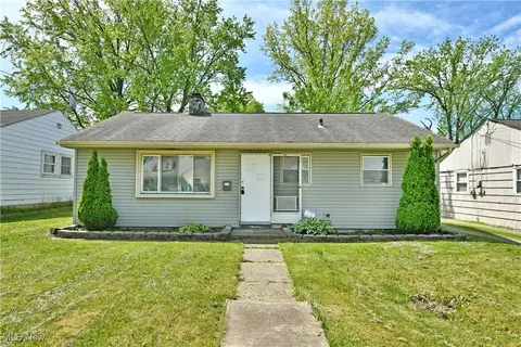 1517 Thalia Ave, Youngstown, OH 44514